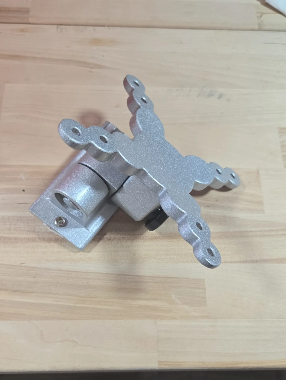 Adjustable Silver Mounting Bracket for VR/AR Accessories